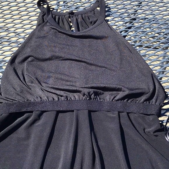 NWOT Nicole Miller Black  Halter Dress Size Medium - Picture 12 of 15